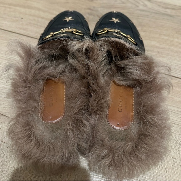 Gucci Bee Star Princetown Fur Slippers - Picture 2 of 2